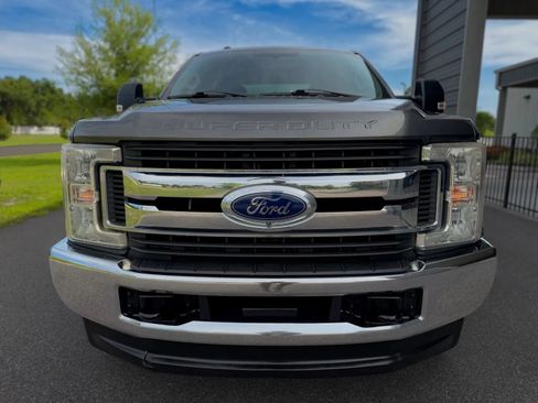 Used 2017 Ford F250 XL w/ STX Appearance Package AWD/4WD image 3