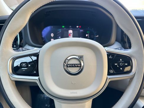 Certified 2025 Volvo XC60 T8 Plus w/ Protection Package Premier image 26