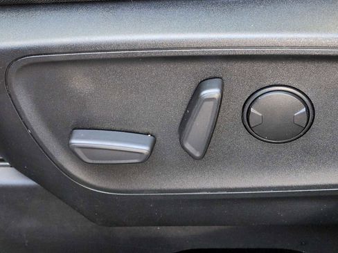 Used 2020 Ford Escape SEL image 18