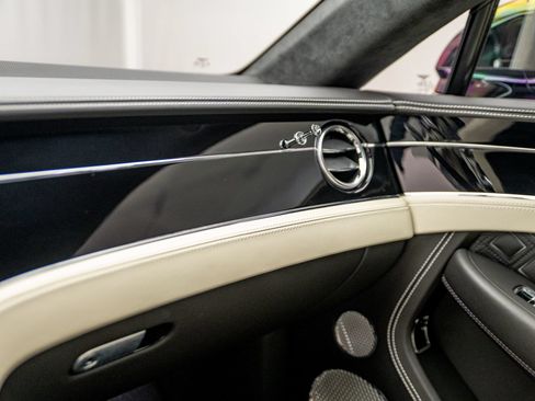 Certified 2022 Bentley Continental GT AWD/4WD image 41