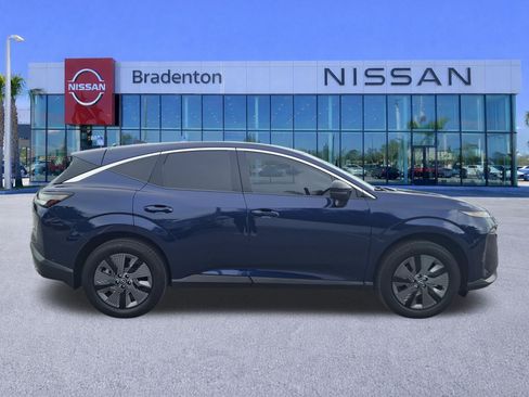 Used 2025 Nissan Murano SL w/ Cargo Package AWD/4WD image 4