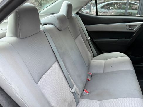 Used 2014 Toyota Corolla LE image 21