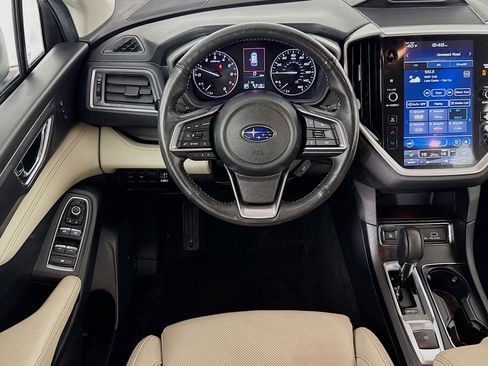 Used 2024 Subaru Ascent Limited w/ Technology Package image 16