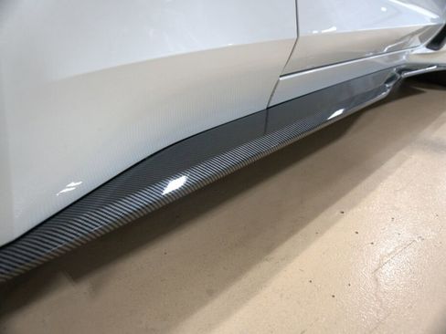 Used 2015 Chevrolet Corvette Z06 w/ 3LZ Preferred Equipment Group image 30