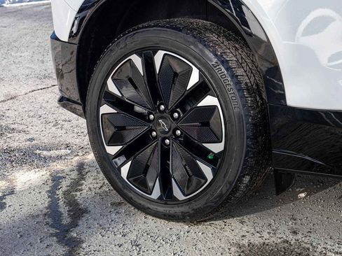 Used 2024 Chevrolet Blazer EV RS image 10