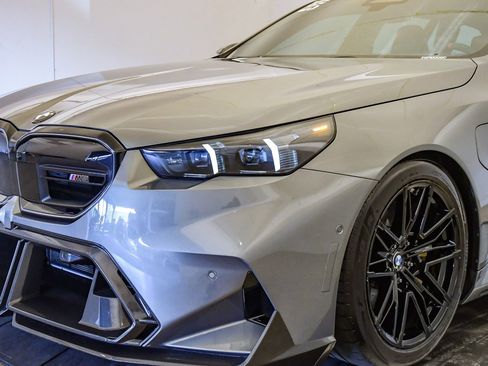 Used 2025 BMW M5 Touring w/ M Driver's Package image 13