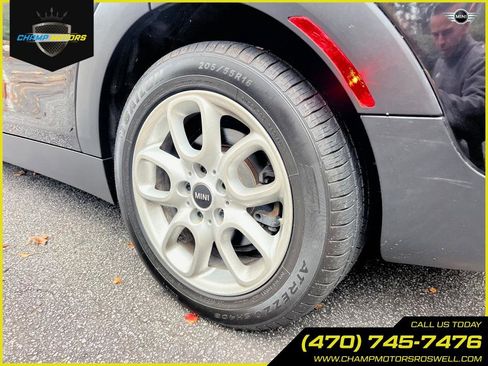 Used 2017 MINI Cooper Clubman ALL4 image 13