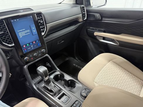 Used 2025 Ford Ranger XLT w/ FX4 Off-Road Package image 15