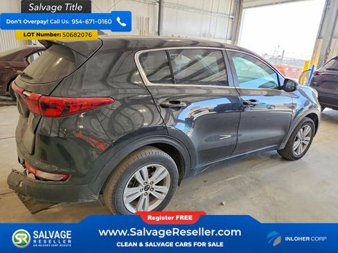 Used 2017 Kia Sportage LX AWD/4WD image 4