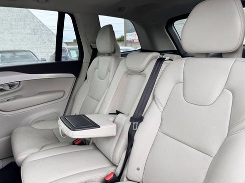 Used 2016 Volvo XC90 T5 Momentum AWD/4WD image 33