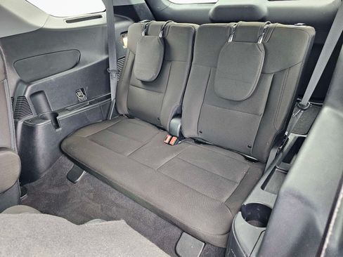 Used 2022 Ford Explorer XLT RWD image 34