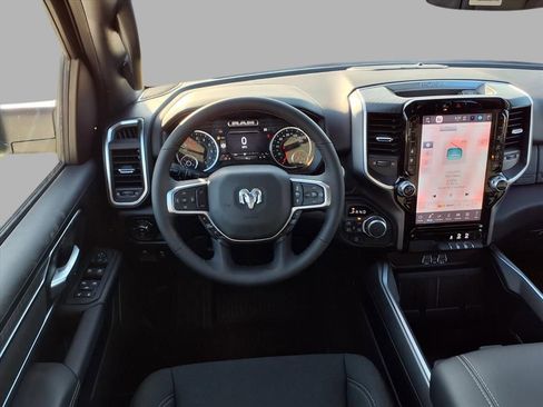 New 2026 RAM 1500 Big Horn AWD/4WD image 4