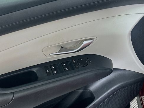 Used 2025 Hyundai Tucson SEL image 15