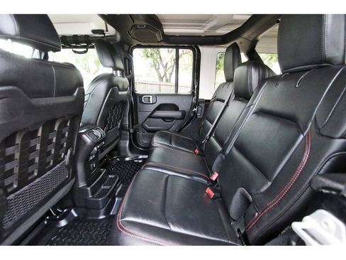 Used 2019 Jeep Wrangler Unlimited Rubicon w/ LED Lighting Group image 14