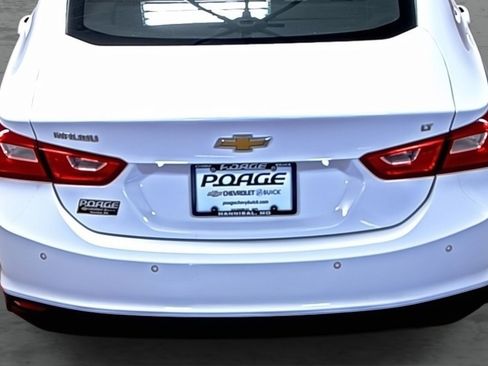 Used 2024 Chevrolet Malibu LT image 11