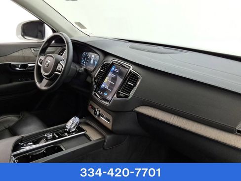 Certified 2022 Volvo XC90 T8 Inscription image 30