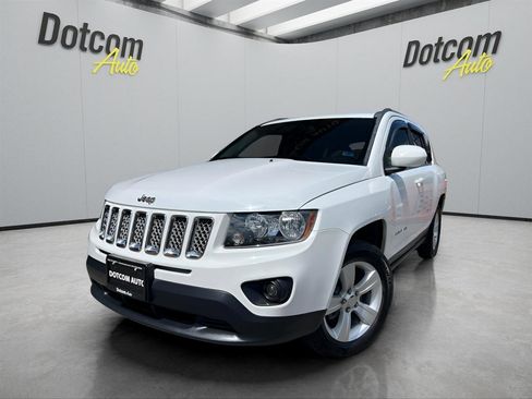 Used 2015 Jeep Compass Latitude AWD/4WD image 1