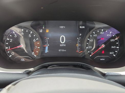 Used 2024 Jeep Compass Latitude image 14