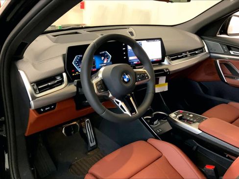 New 2026 BMW X2 xDrive28i w/ Technology Package AWD/4WD image 8