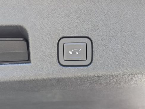 New 2026 Chevrolet Traverse LT w/ Enhanced Driving Package FWD image 13
