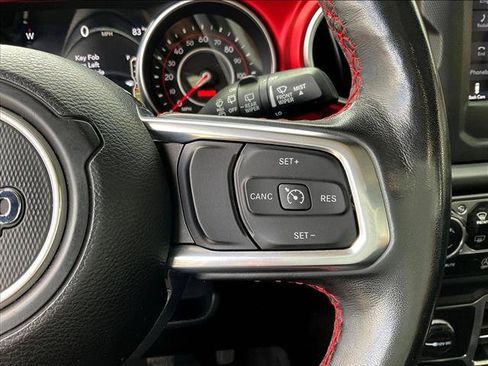 Used 2021 Jeep Wrangler Unlimited Rubicon w/ Cold Weather Group AWD/4WD image 19