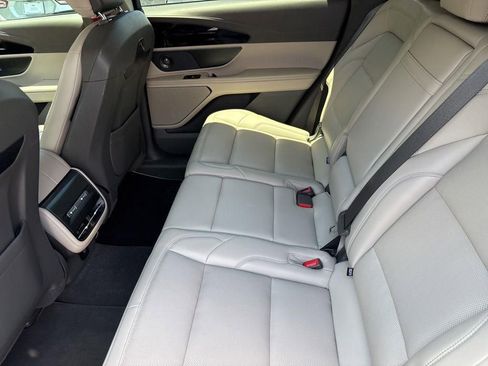 Certified 2024 Lincoln Nautilus Premier w/ Equipment Group 102A AWD/4WD image 9