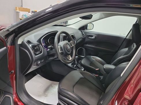 Used 2021 Jeep Compass Altitude image 35