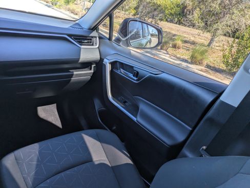 Used 2024 Toyota RAV4 AWD Hybrid w/ Weather Package image 20