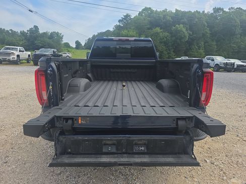 Used 2022 GMC Sierra 3500 Denali w/ Denali Ultimate Package AWD/4WD image 26
