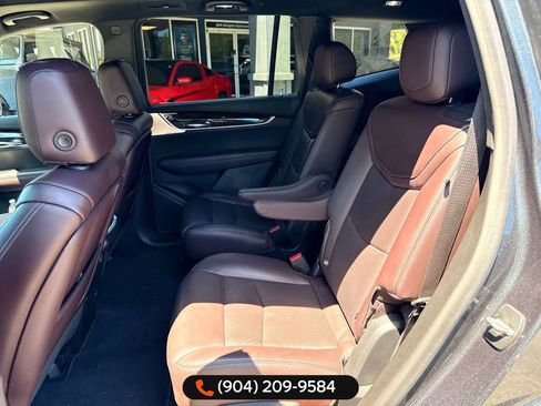 Used 2020 Cadillac XT6 Premium Luxury image 24