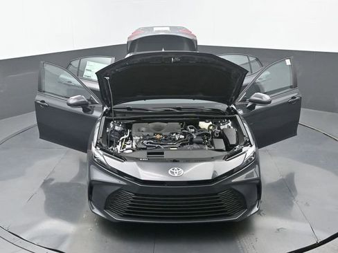 New 2026 Toyota Camry LE image 32