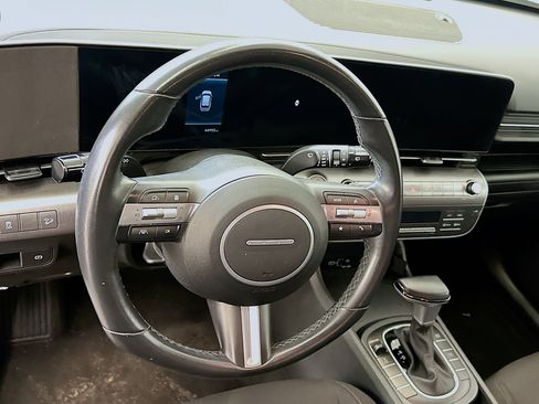 Used 2024 Hyundai Kona SEL image 18