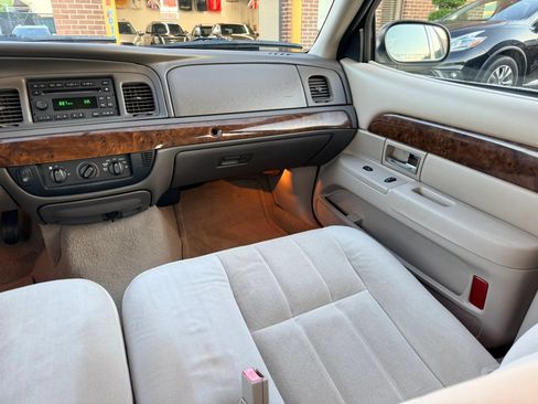 Used 2008 Mercury Grand Marquis GS RWD image 10