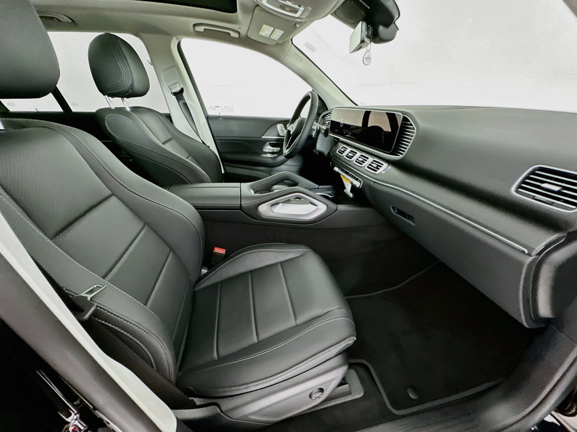 New 2026 Mercedes-Benz GLE 450 4MATIC image 30