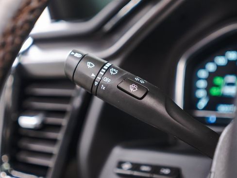 Used 2024 GMC Sierra 1500 AT4 w/ Technology Package image 21