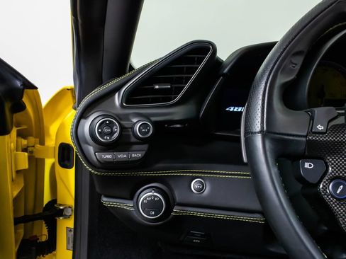 Certified 2019 Ferrari 488 GTB RWD image 37