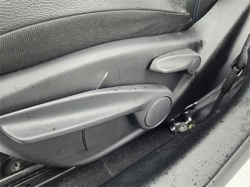 Used 2025 Jeep Compass Latitude image 25