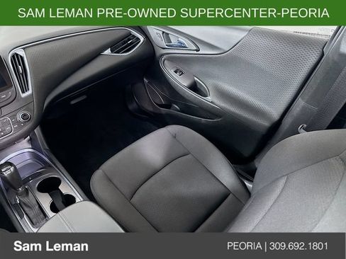 Used 2019 Chevrolet Malibu LT FWD image 22