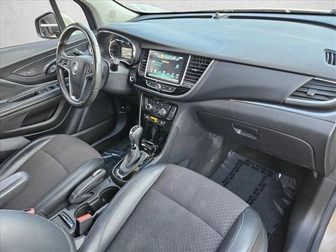 Used 2018 Buick Encore Preferred image 19