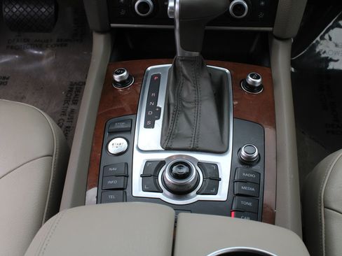 Used 2014 Audi Q7 3.0T Premium Plus w/ Premium Plus Package image 19