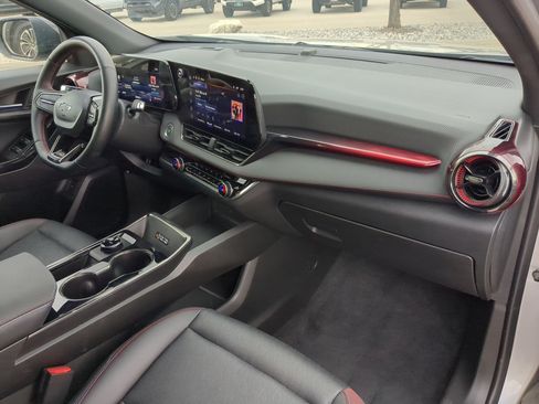 Used 2025 Chevrolet Equinox RS AWD/4WD image 30