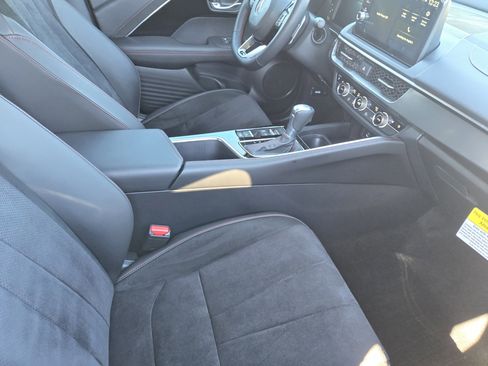 Certified 2025 Acura ADX A-Spec image 16