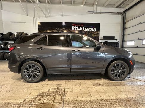 Certified 2022 Chevrolet Equinox RS image 11