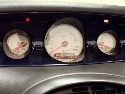 Used 2001 Chrysler Prowler RWD image 15