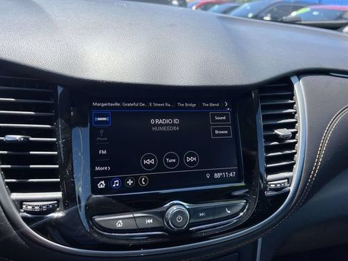Used 2021 Chevrolet Trax LS AWD/4WD image 25