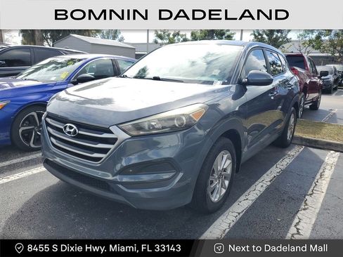 Used 2018 Hyundai Tucson SE image 3