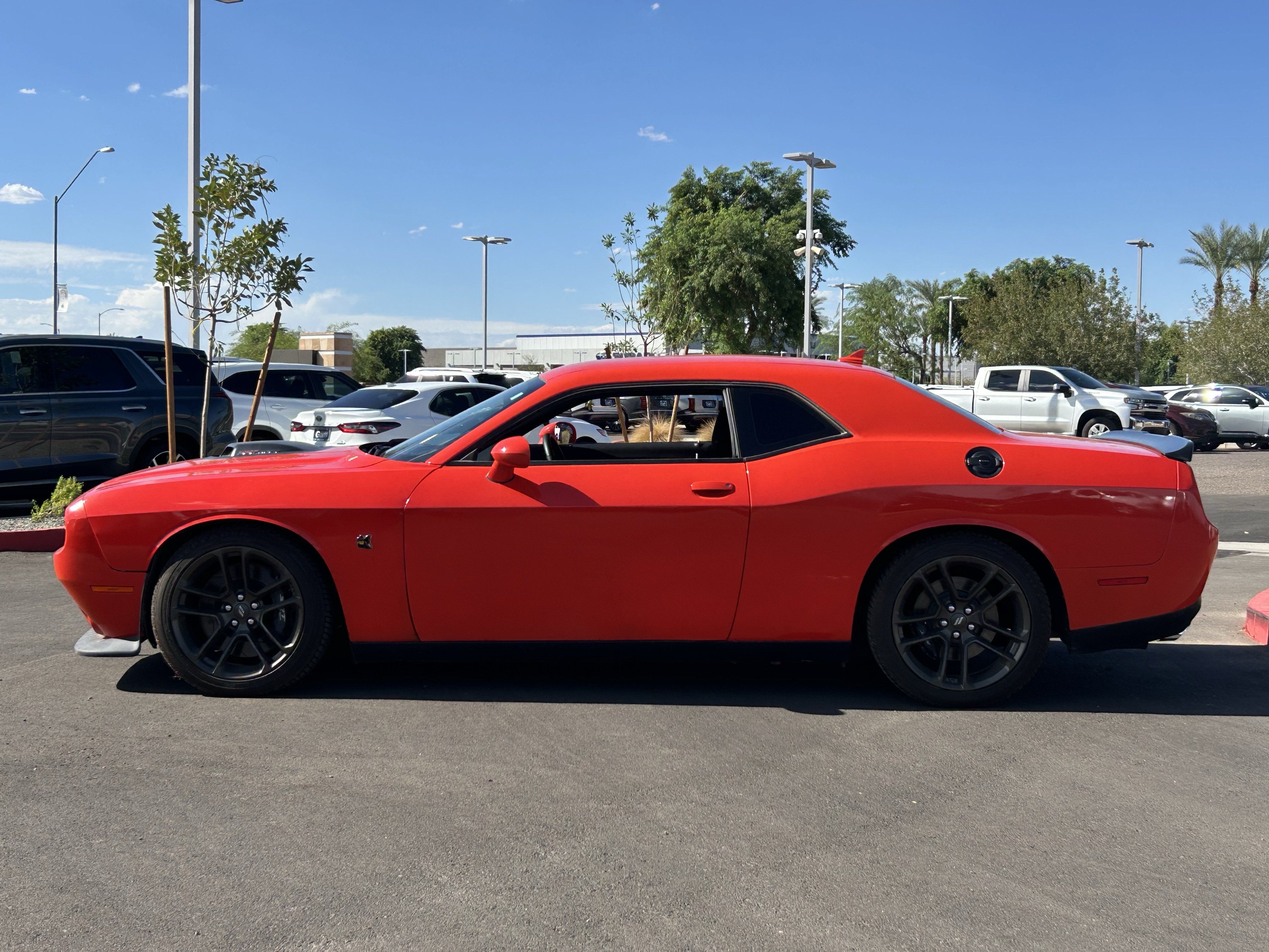 Used 2022 Dodge Challenger R/T Scat Pack w/ Shaker Package RWD image 6