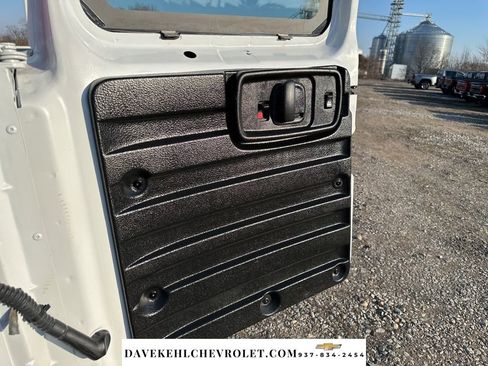 Used 2024 GMC Savana 2500 w/ Driver Convenience Package image 18