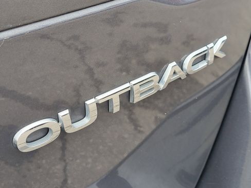 Used 2020 Subaru Outback Premium image 11
