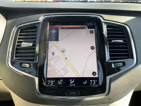 Used 2018 Volvo XC90 T6 Momentum w/ Momentum Plus Package image 24